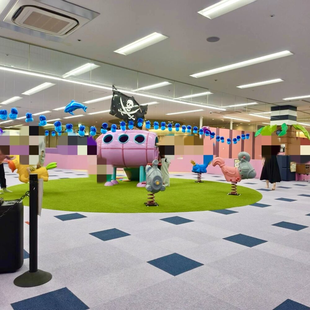 We are STARS シャオ店の芝生公園エリアの様子
